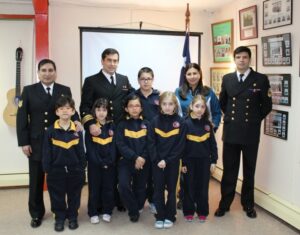 Gobernación Marítima de la Antártica Chilena inaugura Mes del Mar en Escuela Villa La Estrellas F-50