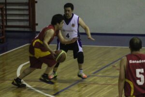 Maxibásquetbol sigue en el Gimnasio del C.D. Sokol