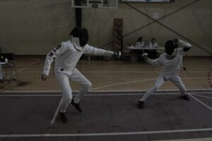 Esgrimistas se tomaron el Gimnasio Fiscal en la tercera fecha del Ranking Escolar