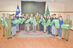 Carabineros entregó estímulo a hijos de funcionarios que destacaron académicamente
