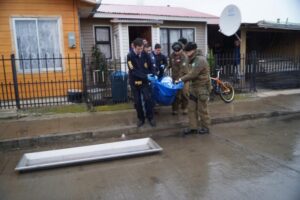 Investigan fallecimiento de hombre en su vivienda
