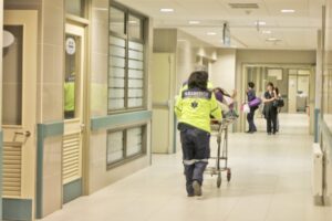 Atención de ciudadano y del SAMU salvaron a hombre que sufrió paro cardiaco