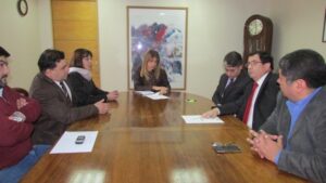 Dirigentes de sindicato ENAP se reunieron con Ministra y Subsecretario del trabajo