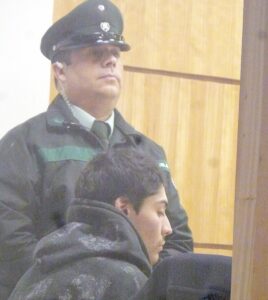 Un adulto y un menor de 14 años detenidos cuando robaban en corrales municipales