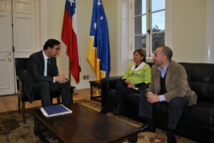 Intendente anuncia plazo de 15 días para solución de financiamiento para hogar de niños
