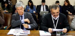 Mineduc entregará facilidades a escuelas públicas y subvencionadas que estén en paro