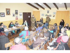 Comisario de Carabineros se reunió con vecinos del Barrio Prat