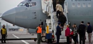 Presidenta Bachelet inicia esta noche gira por Europa que incluirá cita con el papa
