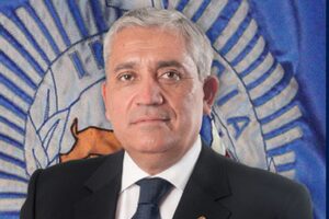 Presidenta Bachelet designó a Héctor Espinosa como nuevo jefe de la PDI de Chile