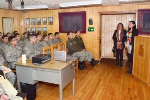 Soldados de la IVª brigada aérea participaron en charla de conciencia turística