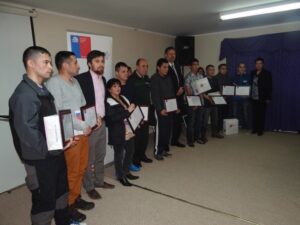 Usuarios del sistema penitenciario de Punta Arenas se capacitan y fortalecen emprendimientos