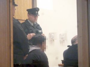 Padre denunciado fue enviado a la cárcel por violar a su hija de 9 años