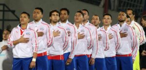 Chile quiere dar un paso gigante en ‘su’ Copa América enfrentando al actual monarca Uruguay