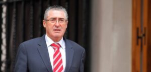 Presentan querella contra Jorge Pizarro y Claudio Eguiluz por presunto cohecho