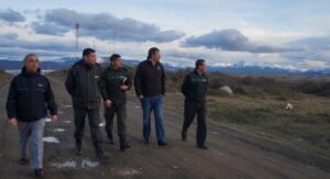 Autoridades regionales visitaron posibles terrenos para nueva unidad penal de Puerto Natales