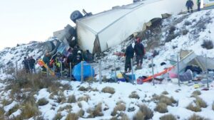 Camionero argentino sufrió lesiones de carácter grave al volcar en territorio chileno