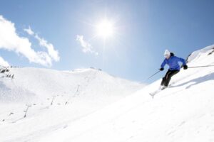Corporación Nacional del Cáncer lanza campaña para los deportistas invernales