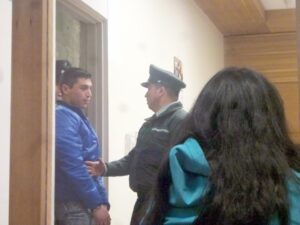 Conscripto de la Armada detenido por dañar vehículo