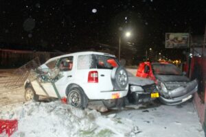 Chofer ebrio provocó accidente: 4 lesionados