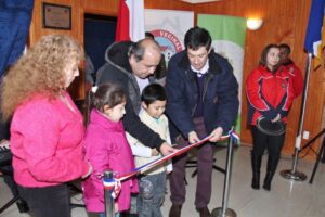 Alcalde inaugura sede de junta de vecinos 
