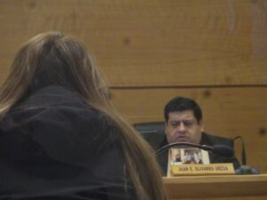 Mujer de 18 años fue formalizada  como cómplice de robo de relojes