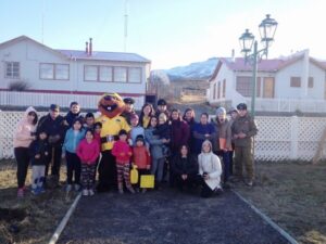 CONAF celebró Día del Árbol con niños de escuela rural