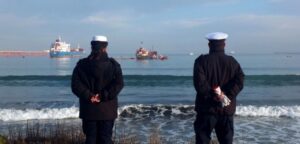 Quintero sufrió nuevo derrame de petróleo desde un barco esta madrugada