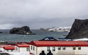 CORE posterga conservación de base INACh en Antártica y pide aporte de RR.EE.