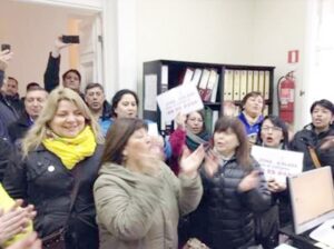 Funcionarios públicos fueron a oficina de intendente para pedir audiencia