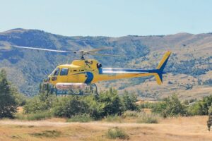 Conaf busca extender presencia de helicóptero en Parque Torres del Paine