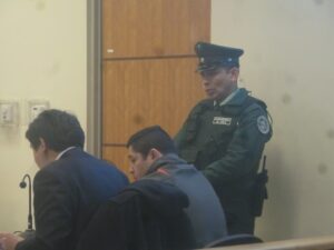 Por apuñalar a hombre de 73 años se mantendrá en la cárcel