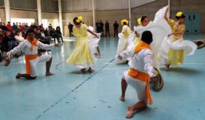 Impecable presentación del Ballet Folclórico de Viña del Mar en la cárcel de Punta Arenas