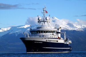 Investigan merluza austral a bordo de buque científico