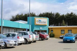 A Santiago trasladarán a trabajador electrocutado gravemente el día sábado