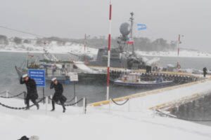 Armadas de Chile y Argentina realizan ejercicio combinado en el Canal Beagle