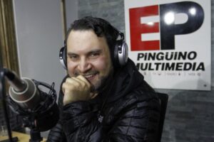 Con la animación de Eduardo “Yayo” Sepúlveda comenzó el “Trasnoche de Pingüino Radio”