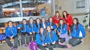 Optimistas, alegres y confiados partieron deportistas escolares a Nacional en Arica
