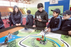 Escuela Argentina se sumó al innovador proyecto de lego robótica empleado por ENAP