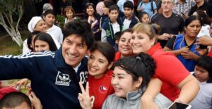 Zamorano realizará clínica en fútbol