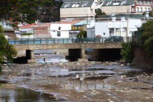 Estacionar S.A. negocia ampliación de calles por trabajos del MOP en puentes céntricos