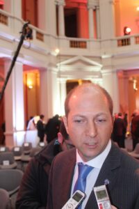 “Natales es un aeropuerto muy atractivo y con la ampliación, nuestros aviones podrán aterrizar”