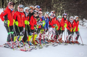 La nieve aún espera a los fanáticos de la montaña