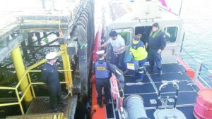 Armada evacuó a pescador artesanal con problemas médicos