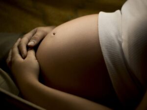 El año 2014 se registraron en Magallanes 216 nacimientos de madres entre los 15 y 19 años