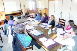 Realizan diálogos municipales en materias energéticas