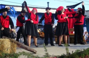 Bacanal de empanadas, asado y cueca regó el esquinazo oficial en Puerto Natales