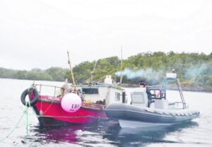 Armada realiza vigilancia en  zona exclusiva de la región
