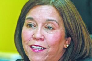 Aclaran que establecimientos que no pasen a condición sin fines de lucro no tendrán complicidad de financiamiento