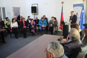 Sala de Concejo Municipal de Natales lleva el nombre de Octavio Castro Sáez