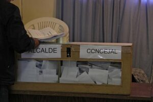 Senado aprueba adelantar las elecciones municipales de 2016